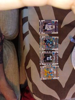 Donruss Throwback NFL Football Cards Lot of 4