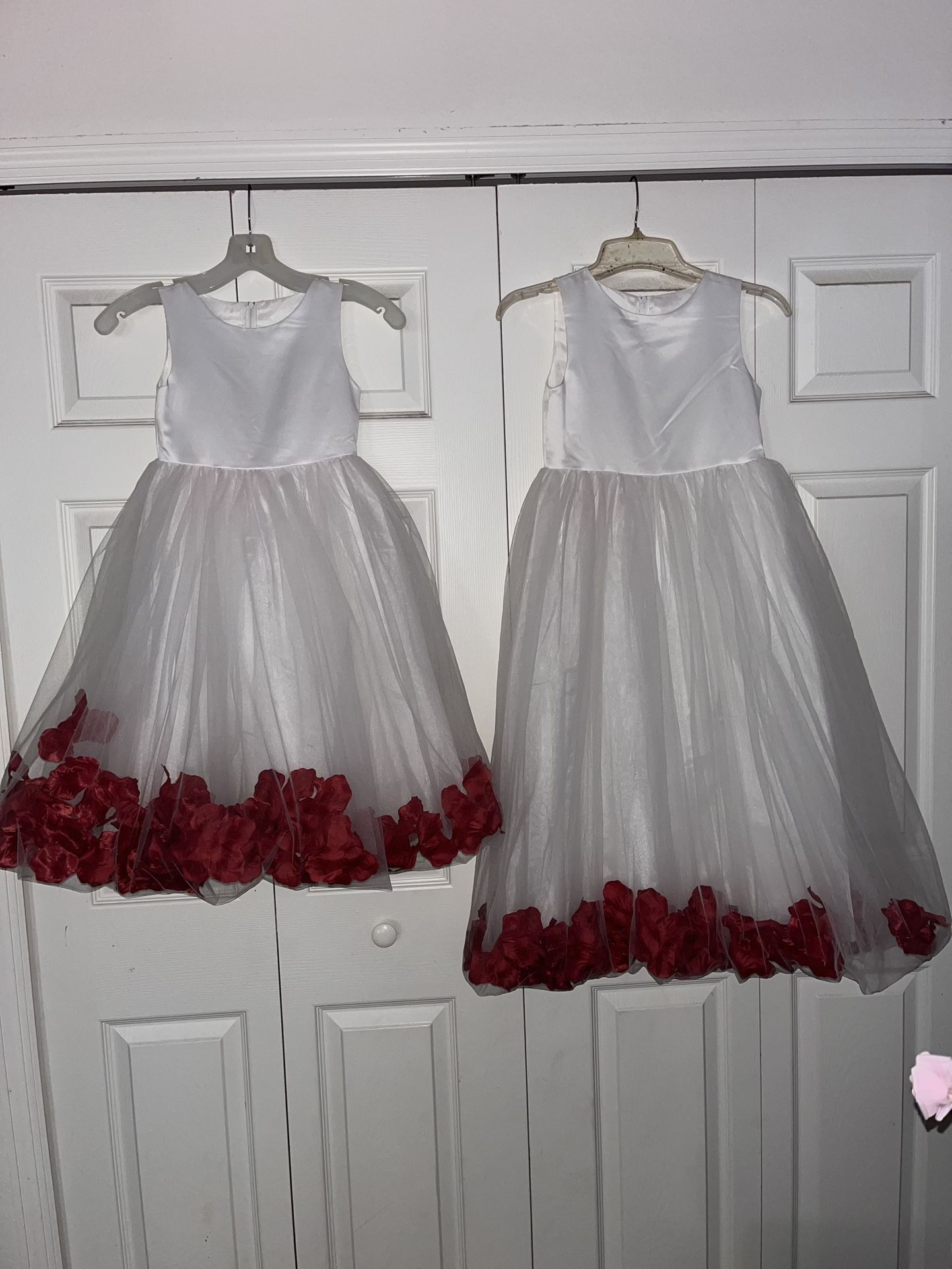 Girls flower girl dress Size 10 Just One dress left