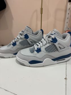 Air Jordan 4 Retro Military Blue