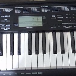 Casio CTK-3500 61-Key Portable Keyboard