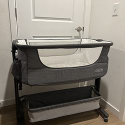 Baby Bedside Bassinet 