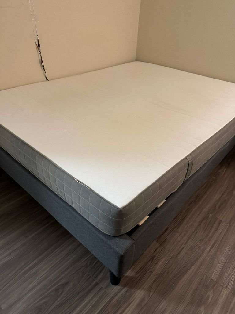 IKEA Queen Size Mattress Foam for Sale in Los Angeles, CA