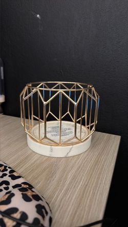 Candle holder decor