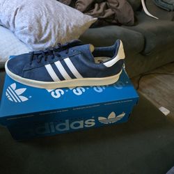 Adidas Size 11 Mens Brand New