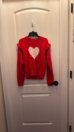 Red and white sweater youth large