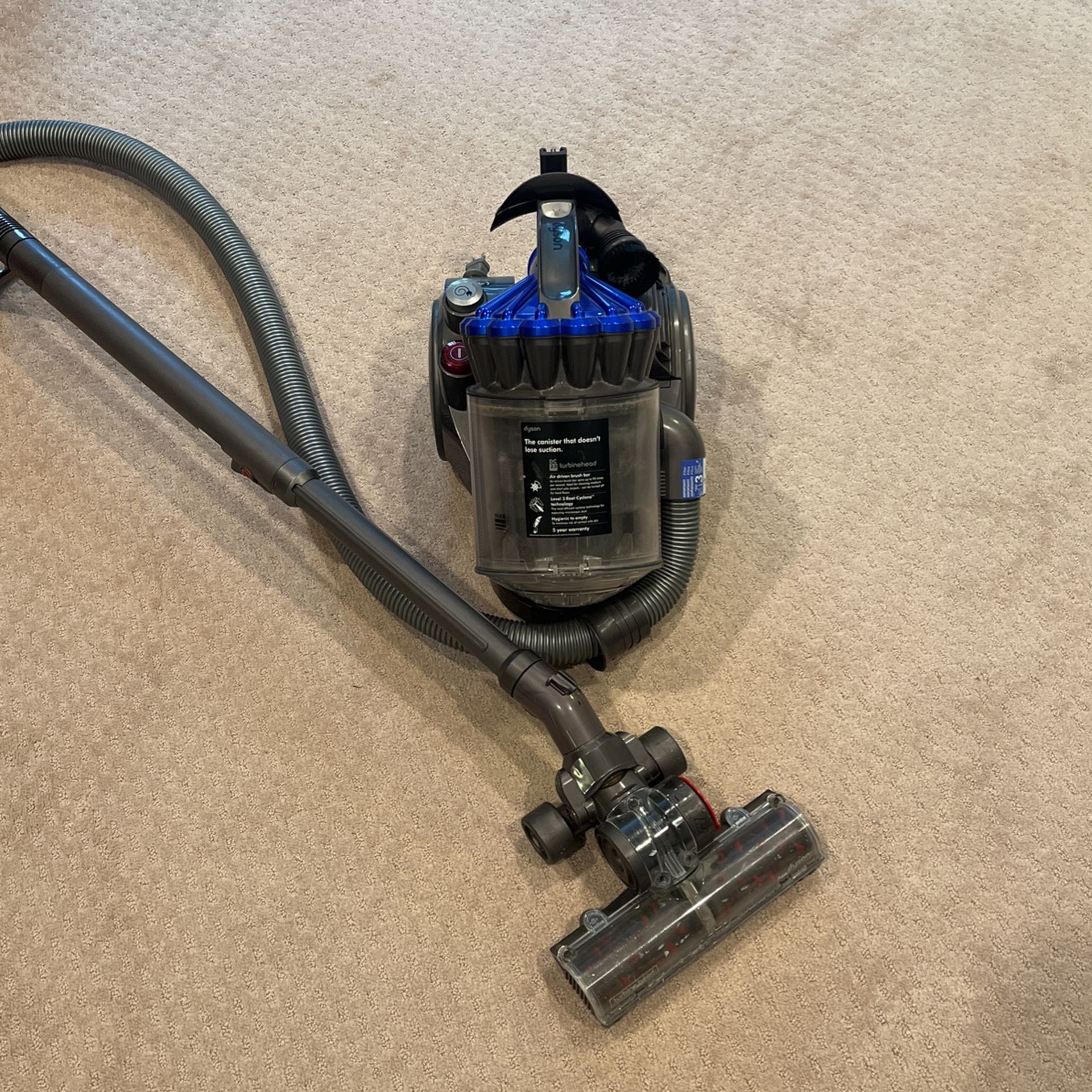 Dyson Vacuum 