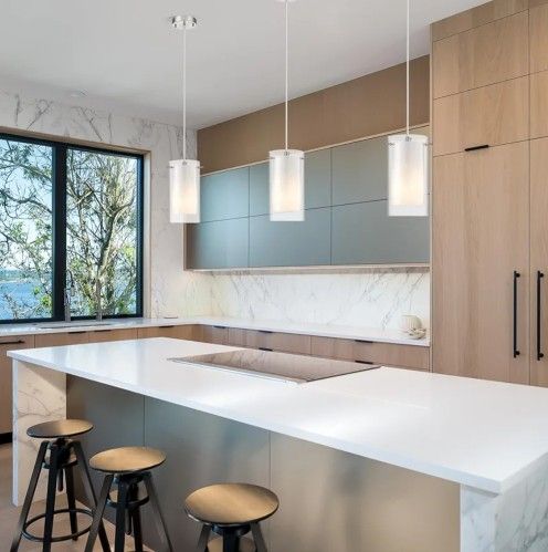 3 Light Pendant Fixture $50