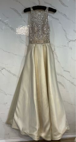 Ivory Beaded Bodice Ball Gown Sz. 2 Gown Dress Morilee by Madeline Gardner lace