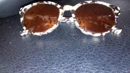Fossil Lena 2 sunglasses 25$