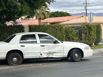 2001 ford crown Victoria