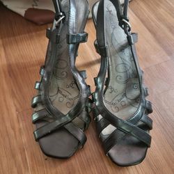 Heels - Strappy Peep Toe 