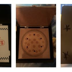 Universal Studios FIVE NIGHTS AT FREDDYS Pizza PIN (New)