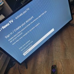 Onn Smart TV 32" With Remote