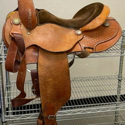 Custom Made Horse Saddle 18" Great Condition