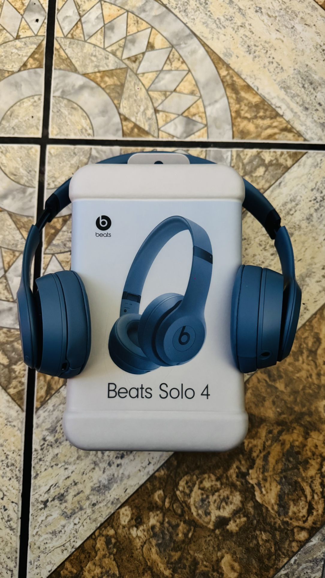 Beat Solo 4
