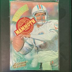 1994 Action Packed Deluxe Mammoth Card Dan Marino 