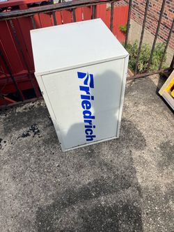 New. Air. Conditioner. Sleeves.