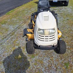 Riding Mower cub Cadet