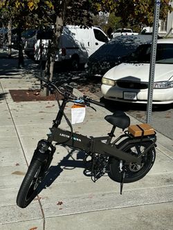NEW Lectric XP Electric Folding Bike – Never Ridden!