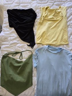 Size Medium Women’s/Girls Tops