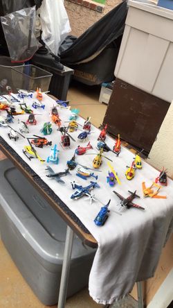 Collectible helicopters
