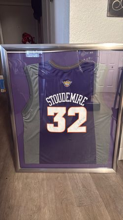 Framed Signed Amar'e Stoudemire Phoenix Suns Jersey