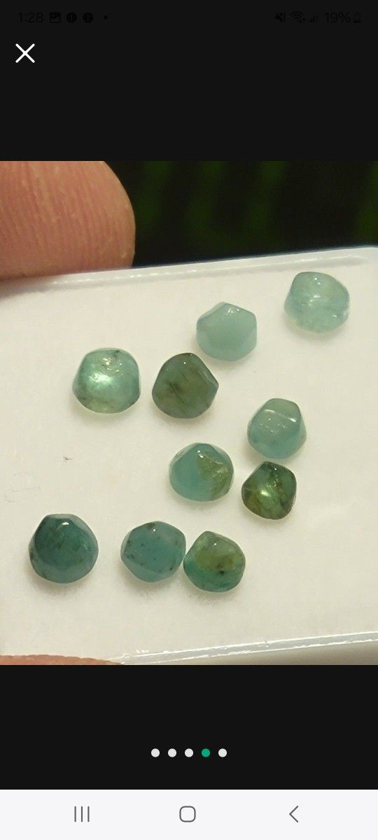 20pcs. Natural Emeralds 4x4mm Colombian