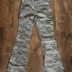 Camo Cargo Girl’s Jeans