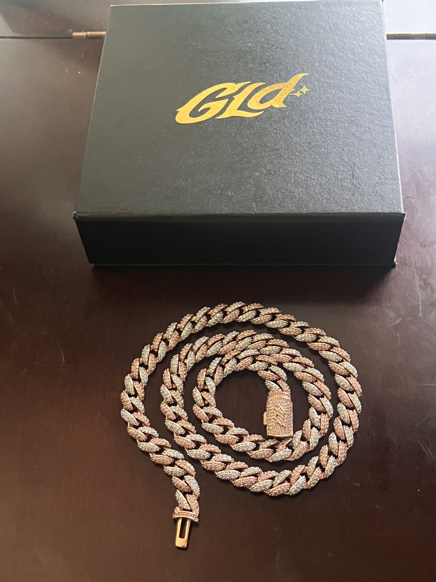 GLD Cuban 