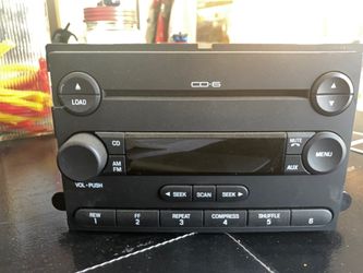 FORD OEM CD RADIO