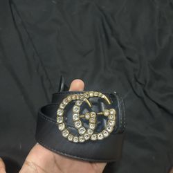 Women’s Gucci belt