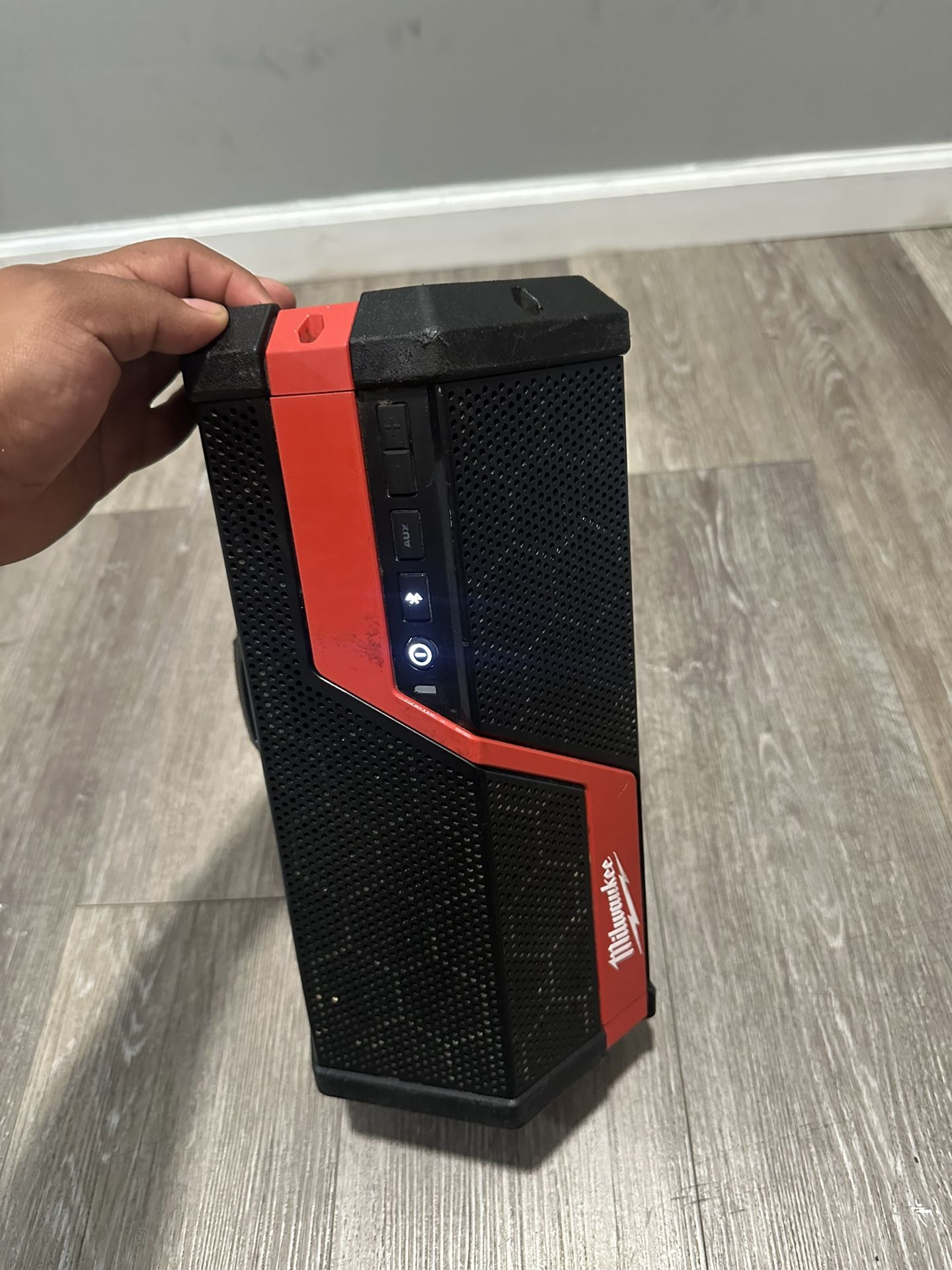 Milwaukee M18/M12 Speaker