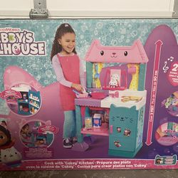 New Gabby’s Dollhouse Toy Kitchen