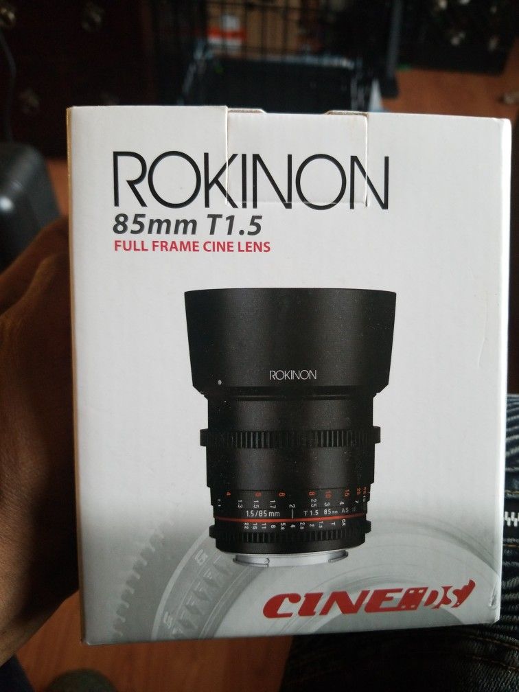 ROKINON 85mm T1.5 Full Frame Lens