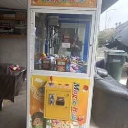 Claw Machine