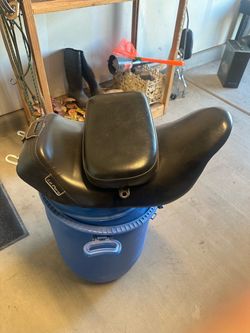 motorcycle seat