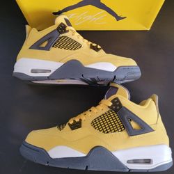 Jordan 4 Lightening Size 7