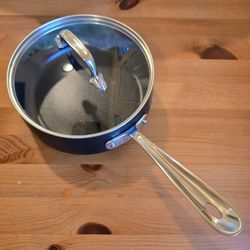 New All-Clad HA1  Nonstick 2.5 Qt. Sauce Pan with Lid , Induction Ready