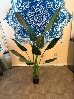 Faux tropical plant