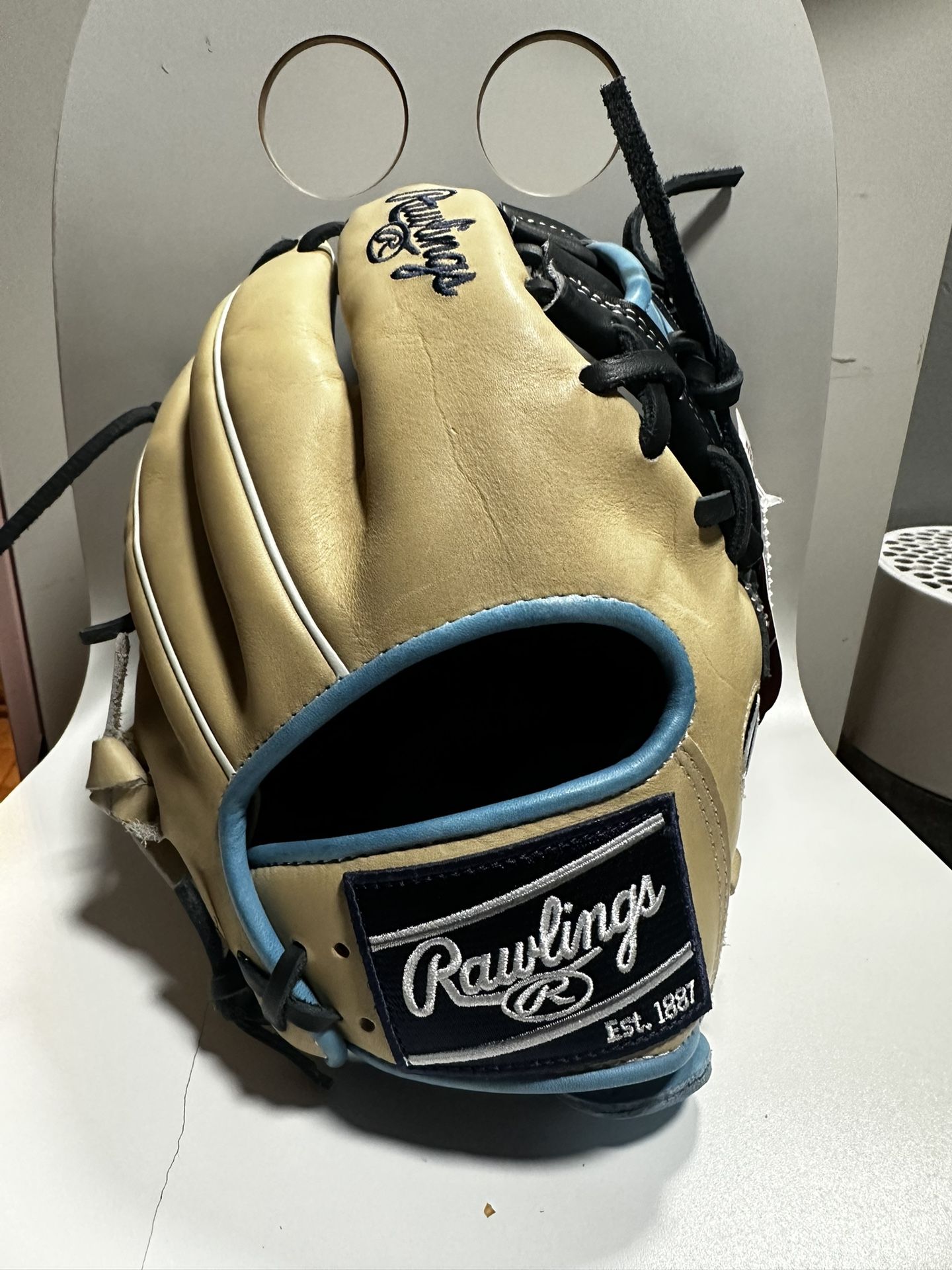 Rawlings 11.5'' Heart of the Hide Series Baseball Glove