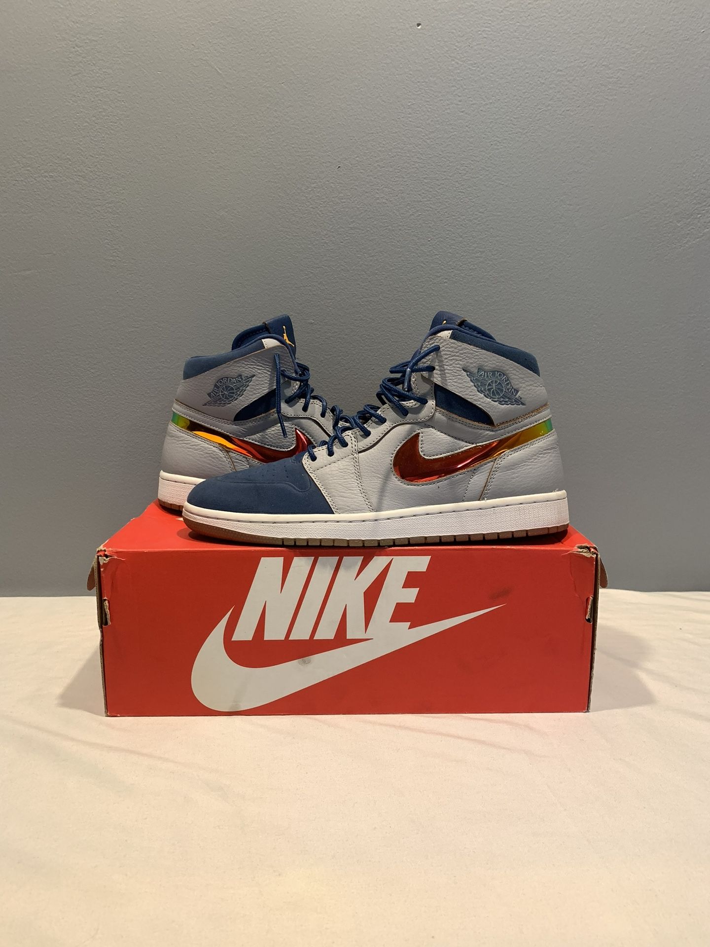 Jordan 1 Retro High Nouveau 'Dunk From Above
