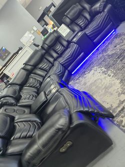 ✨️Reclining Sectionals Sofas ✨️ Furniture Sectionals, Bedrooms, Dining Avail