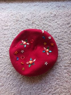 EYE CATCHING JEWELED RED BERET