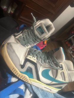 Size 10 Nike Air Tech Challenge 2 Turbo Green $35