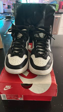 Nike Dunks