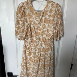 Women's Size Large White w/ Flowers Dress