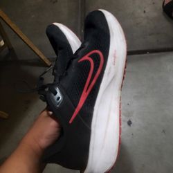 Nike shoes originally around 80 bucks but I am only going to sell for 30