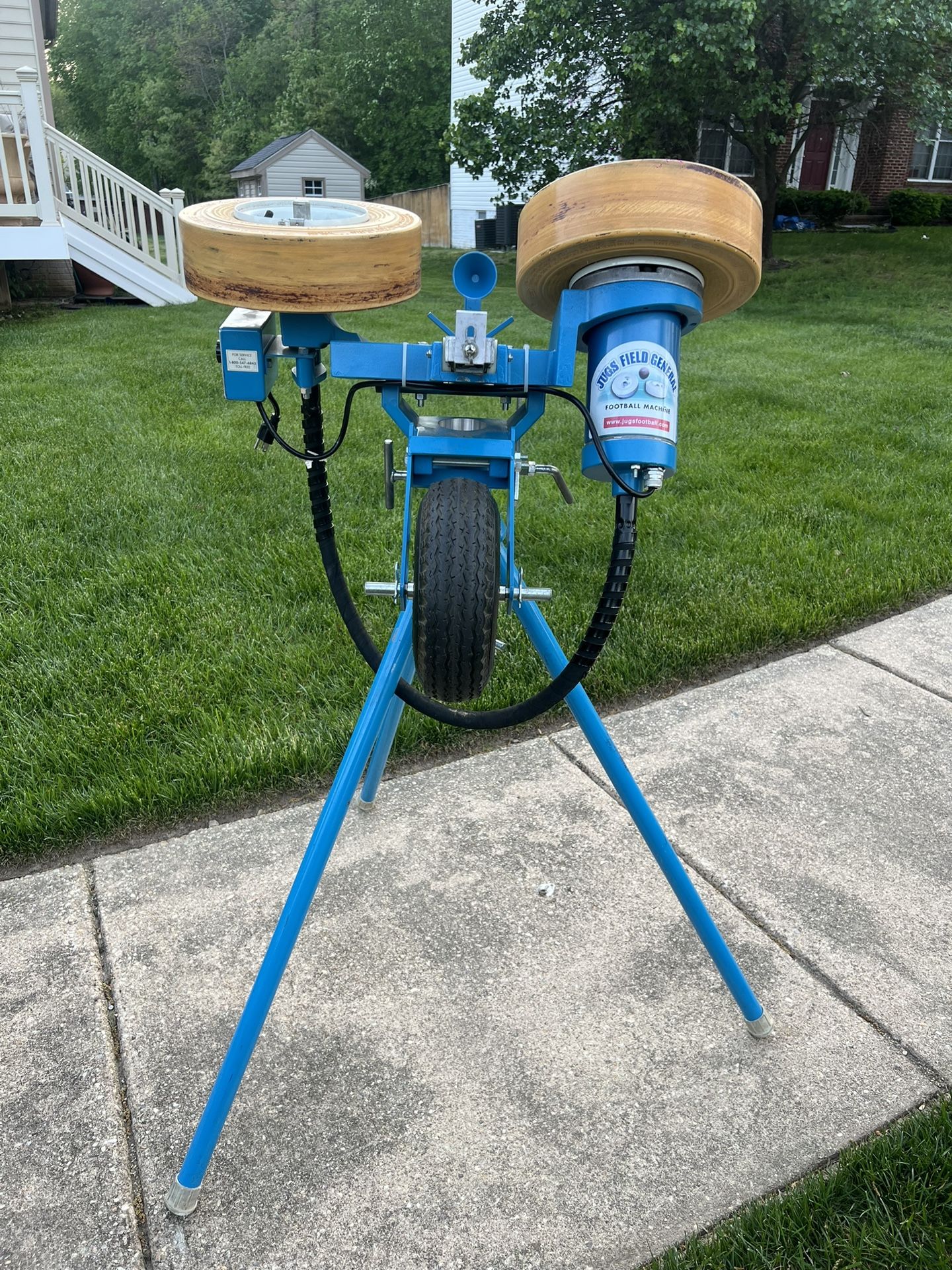 Football Jug Machine