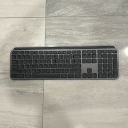 Logitech Keyboard 