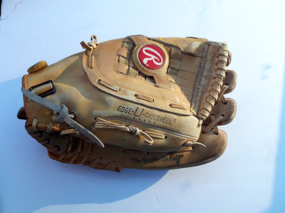 Rawlings Right-Handed Baseball Glove Fast Back Model Pad Lock RSG1 13 1/2"